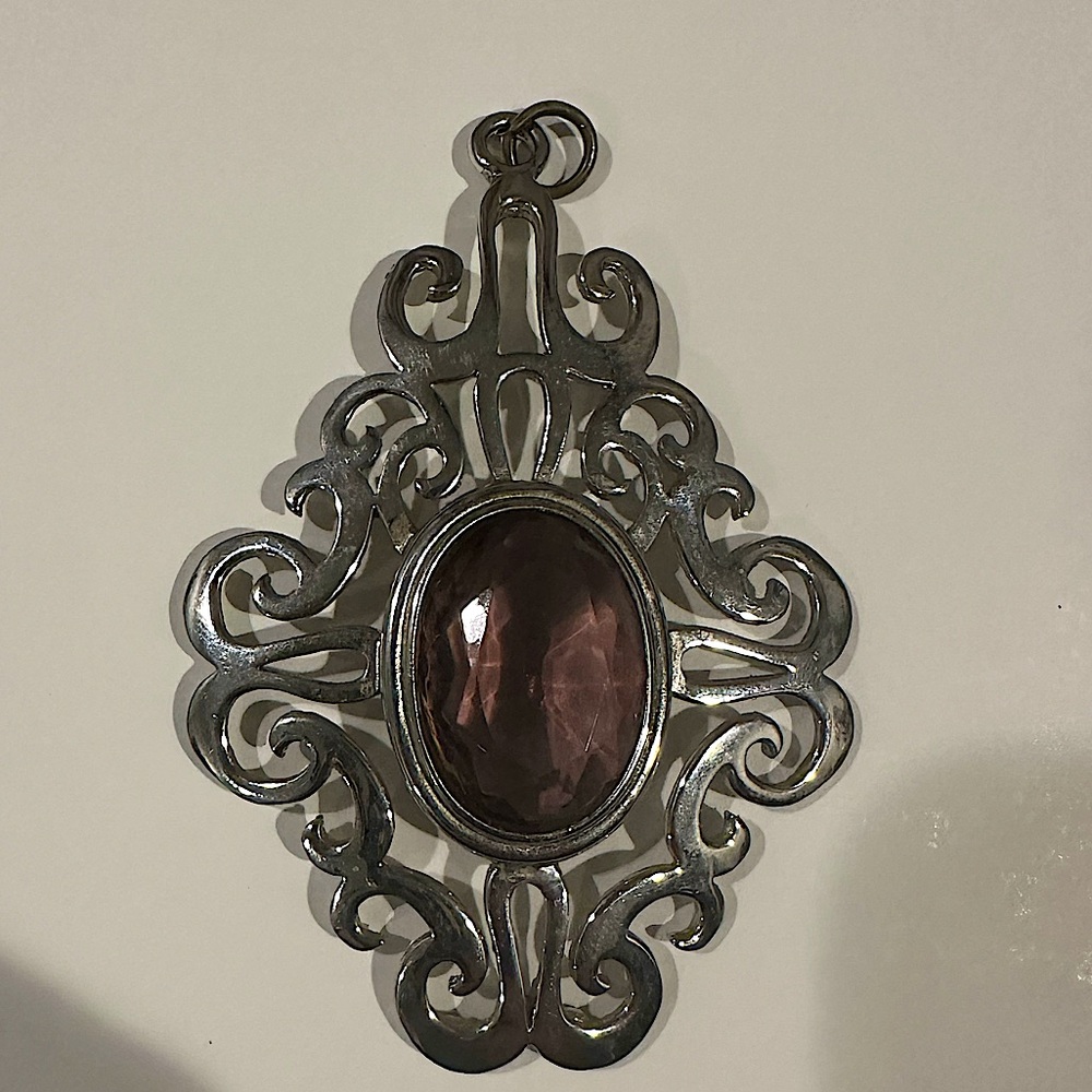 Sara Coventry amethyst glass pendant